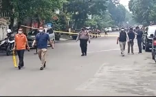 Bom Bunuh Diri di Polsek...