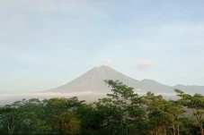 Erupsi Semeru Pagi Ini...