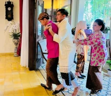 Momen Jokowi Gendong...