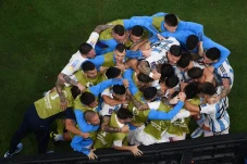 Argentina ke Semifinal...