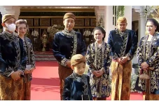 Ngunduh Mantu Kaesang-Erina,...