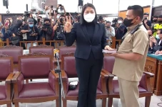 Putri Candrawathi Ngaku...