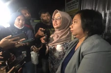 Polemik SDN Pondok Cina...