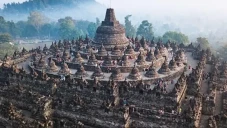 5 Candi Tertua di Indonesia,...
