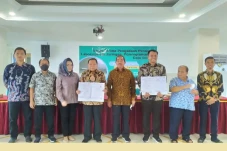 Terima Hibah PKKM Rp1,5...