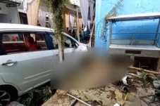 Wanita di Bekasi Tewas...