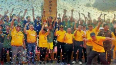 Kompetisi Sepak Bola...