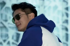 Boy William Beberkan...