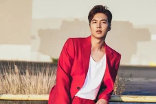 6 Artis Korea yang Pernah...