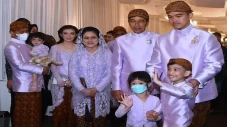 Cucu Jokowi, La Lembah...