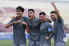 10 Pemain Borneo FC...