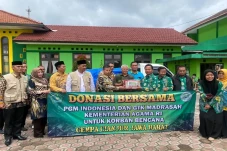 Bantu Guru Korban Gempa...