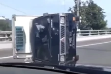 Pecah Ban, Mobil Boks...