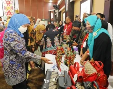 Misi Dagang Jatim -...