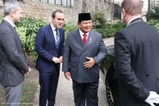 Prabowo dan Menhan Prancis...
