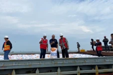 200 Ribu Ton Beras Impor...