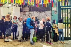 Aksi Protes Landa Peru,...