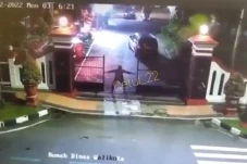 5 Perampok Rumah Dinas...
