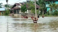 Sungai Sei Batang Meluap,...