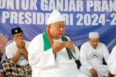 Tuan Guru di Sumut Beri...