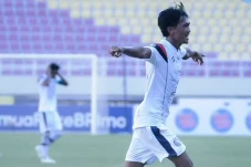 Hasil Liga 1 2022/2023:...