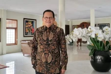 Roy Marten Akhirnya...