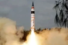 India Uji Coba ICBM...