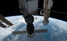 Kapsul Soyuz MS-22 yang...