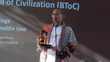 Pengunjung Membeludak,...