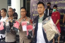 Kronologi Sadis Kepala...