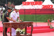 Lengser dari Panglima...