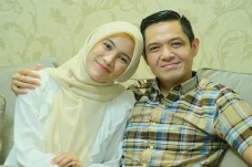 Dikabarkan Cerai dengan...