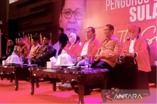 Ketua IKA Unhas Ajak...