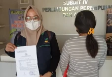 Kelakuan Bejat Ayah...