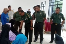 MNC Peduli dan Essilor...