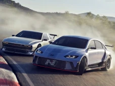 Hyundai Bisa Geser Toyota...