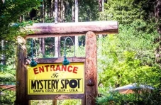 5 Tempat Misterius di...