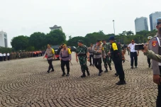 Nataru 2023, TNI Terjunkan...