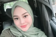 Rayakan Hari Ibu, Aurel...
