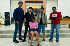 Sebarkan Video Porno...