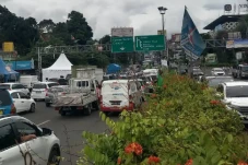 Arus Kendaraan di Jalur...