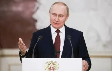 Putin: Ekonomi Rusia...