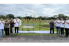 Adira Finance Dukung...