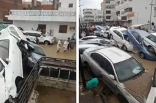 Banjir Bandang Terjang...
