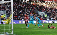 Hasil Brenford vs Tottenham...