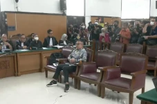 Sidang Lanjutan Ferdy...