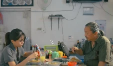 Ketika Semangkuk Bakmie...