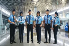 Jebolan SMA Merapat!...