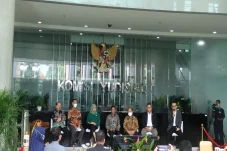 Langgar Kode Etik, KY...