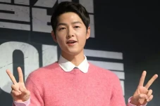 5 Artis Korea yang Pernah...